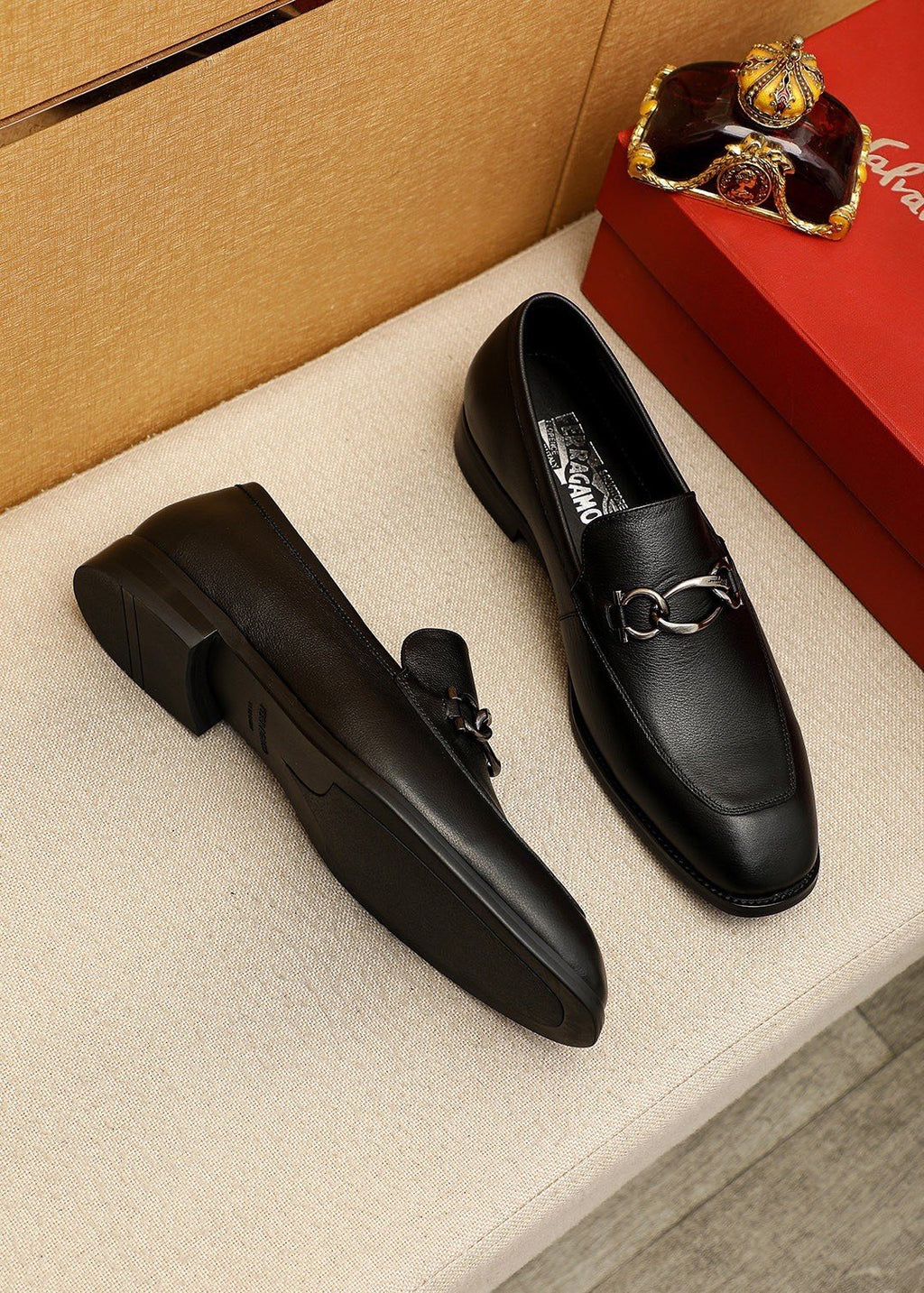 Ferragamo Men's Black Bit Loafers - Stacked Heel