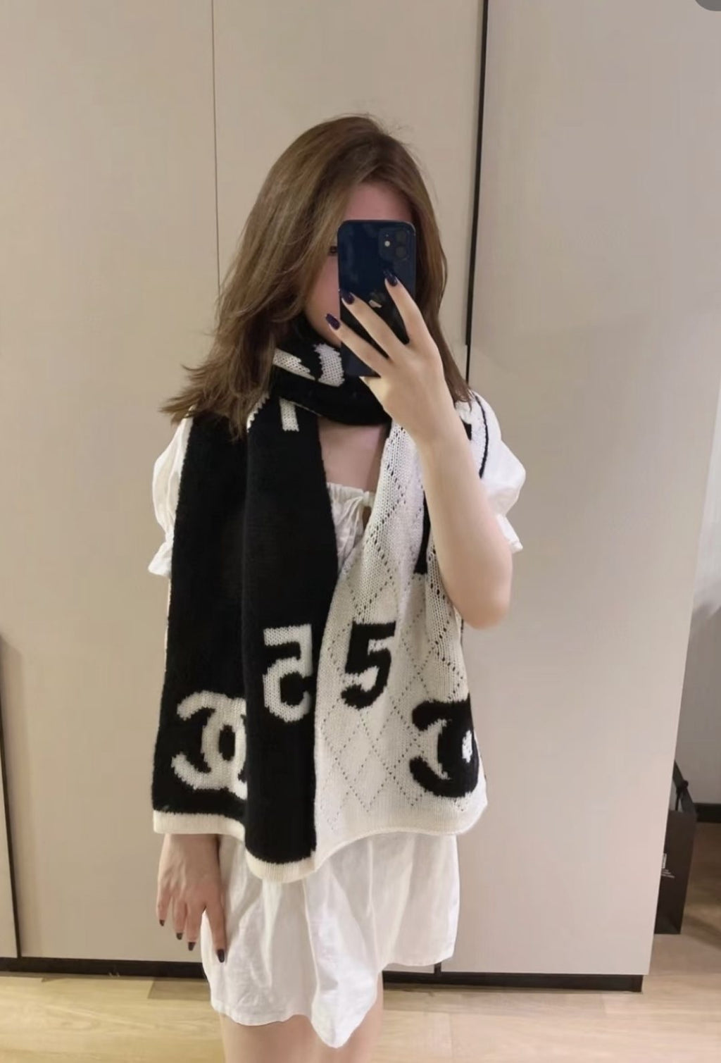 Chanel Logo Motif Knit Scarf