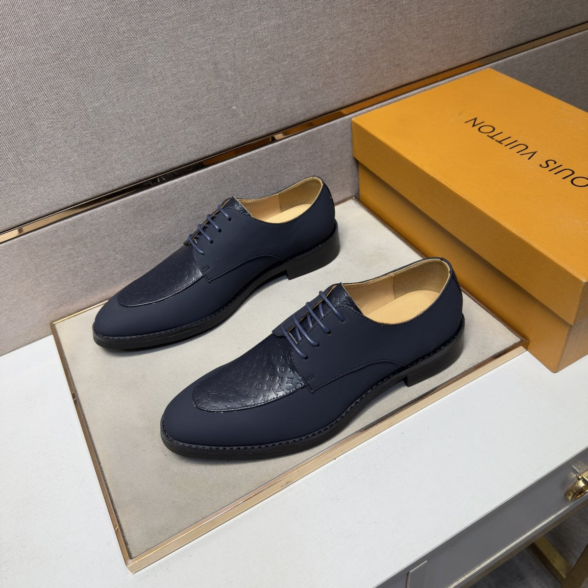 Louis Vuitton Textured Vamp Lace-Up Dress Shoes